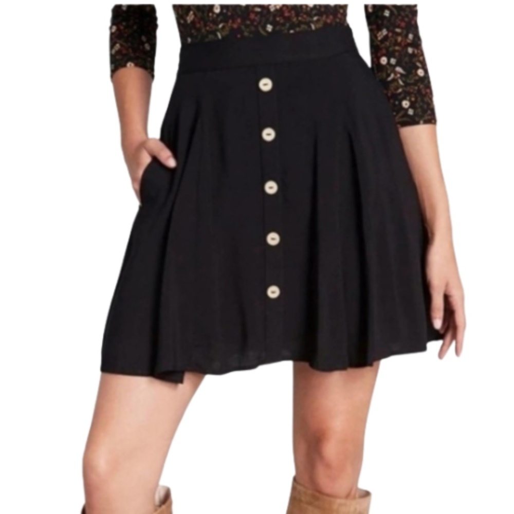 Modcloth You Sassy Thing Button Front Black Skater Skirt Sz S